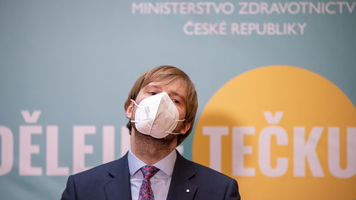 Ministr Vojtěch popsal, kde bude brzdit obávanou mutaci delta